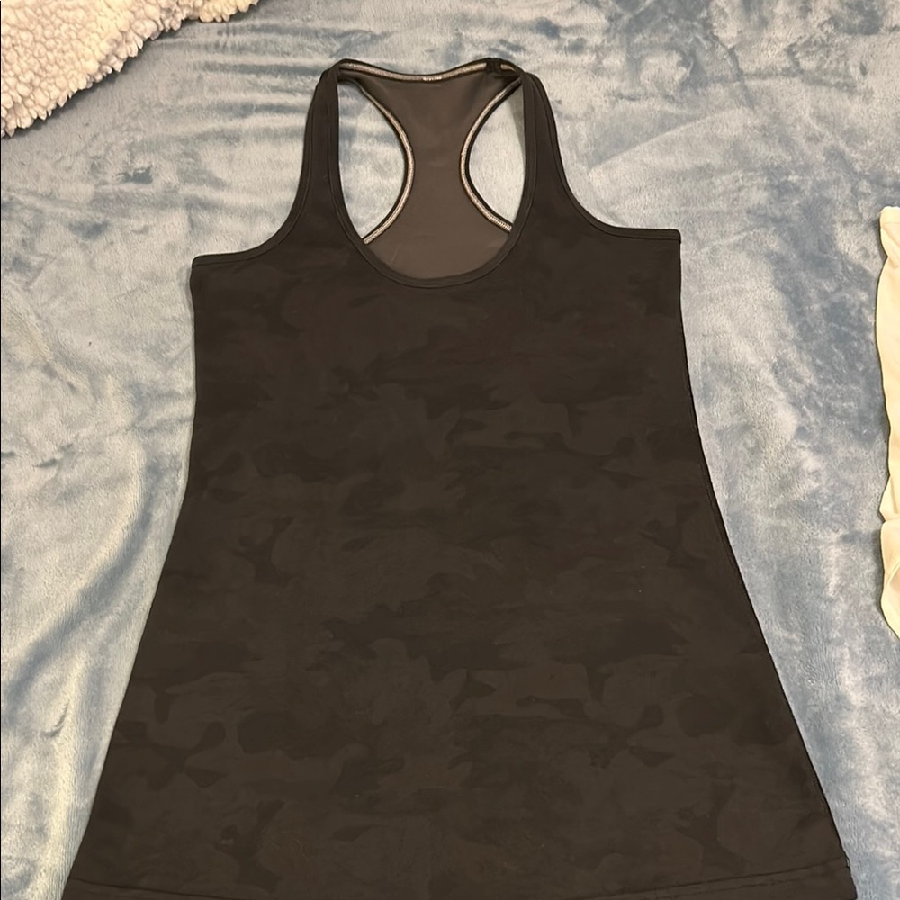 Lululemon Black tone on tone Camouflage Women's Tank Top 38/8